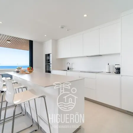 Higueronrentals Nácar Fuengirola