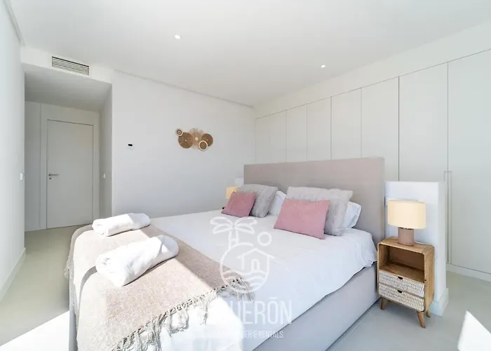 Higueronrentals Nacar Apartment Fuengirola