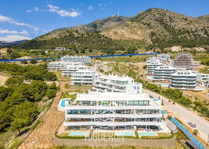 Higueronrentals Nacar Apartment